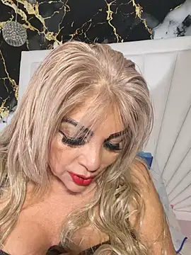 scarlett sexx69 online show from May 25, 2026, 11:49 am