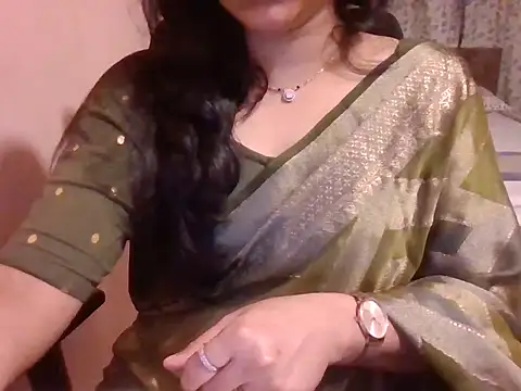 Pinky 4 online show from September 27, 2025, 2:11 pm