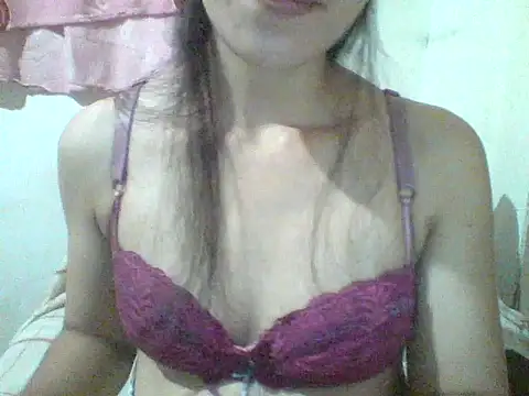 Snapshot of spankmybootyxxx chatting on May 23, 2026, 5:34 am spankmybootyxxx online show from May 23, 2026, 5:34 am