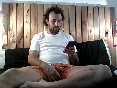 Snapshot of Loverlove1234 chatting on December 17, 2025, 8:59 pm Loverlove1234 online show from December 17, 2025, 8:59 pm