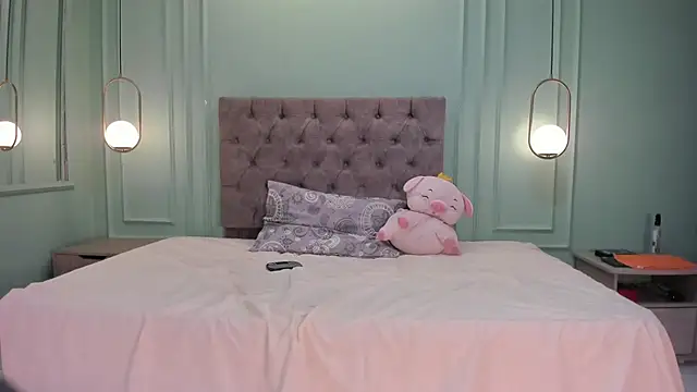 kathe hot online show from February 17, 2025, 6:15 pm