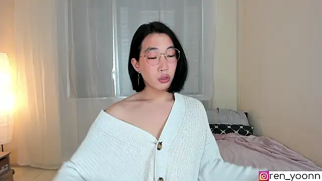 Snapshot of Ren_yoon chatting on April 10, 2026, 2:11 pm Ren yoon online show from April 10, 2026, 2:11 pm