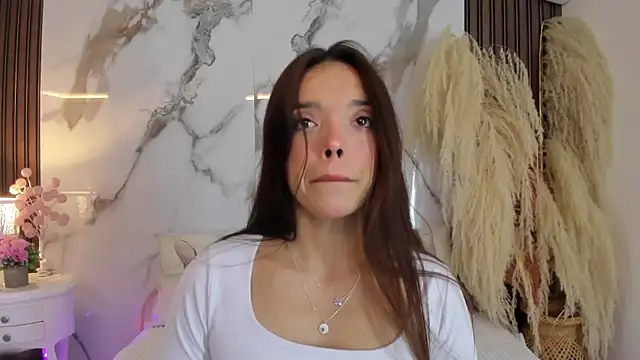 Snapshot of hannahill69 chatting on November 8, 2025, 4:45 am hannahill69 online show from November 8, 2025, 4:45 am