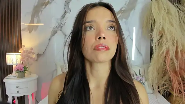 Snapshot of hannahill69 chatting on November 11, 2025, 5:07 am hannahill69 online show from November 11, 2025, 5:07 am