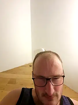 gdawg78 online show from September 11, 2025, 12:22 am