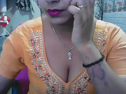 LovingPihu online show from May 31, 2026, 4:53 am