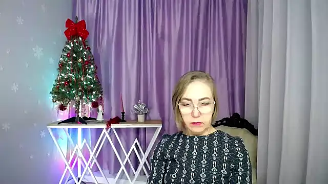 queen a n i online show from January 16, 2026, 10:41 am