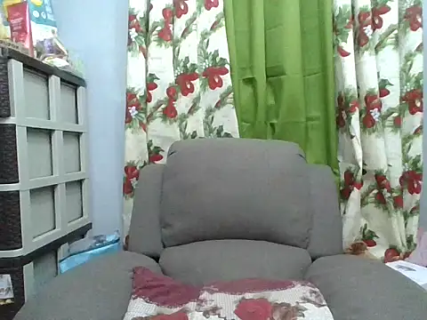 hornyKENDAH online show from April 13, 2026, 5:40 pm