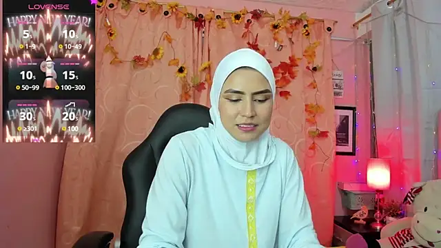 Snapshot of DarshaKhemu chatting on January 7, 2025, 8:21 pm DarshaKhemu online show from January 7, 2025, 8:21 pm