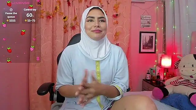 Snapshot of DarshaKhemu chatting on February 14, 2025, 3:00 am DarshaKhemu online show from February 14, 2025, 3:00 am