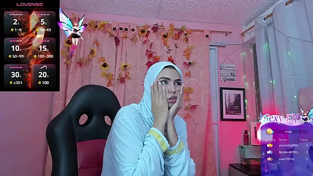 Snapshot of DarshaKhemu chatting on February 28, 2025, 12:10 am DarshaKhemu online show from February 28, 2025, 12:10 am