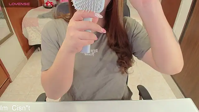 Snapshot of Miley_Baker chatting on January 22, 2025, 1:32 pm Miley Baker online show from January 22, 2025, 1:32 pm