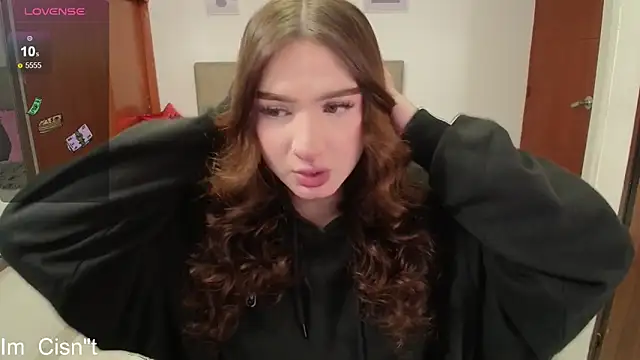 Snapshot of Miley_Baker chatting on February 5, 2025, 1:11 pm Miley Baker online show from February 5, 2025, 1:11 pm