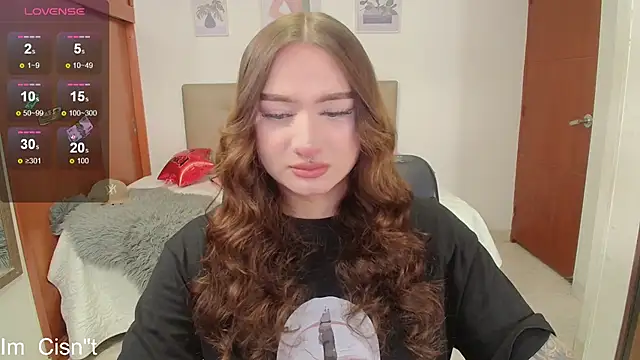 Snapshot of Miley_Baker chatting on February 14, 2025, 1:29 pm Miley Baker online show from February 14, 2025, 1:29 pm