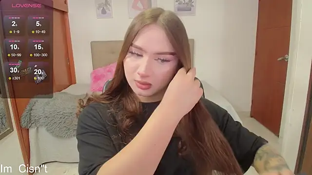 Snapshot of Miley_Baker chatting on February 24, 2025, 1:31 pm Miley Baker online show from February 24, 2025, 1:31 pm