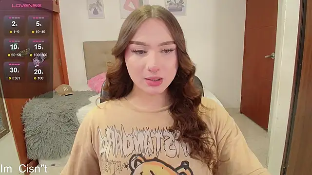 Snapshot of Miley_Baker chatting on March 14, 2025, 1:35 pm Miley Baker online show from March 14, 2025, 1:35 pm