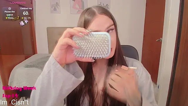 Snapshot of Miley_Baker chatting on September 23, 2025, 1:36 pm Miley Baker online show from September 23, 2025, 1:36 pm