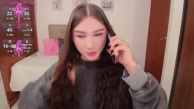 Snapshot of Miley_Baker chatting on October 20, 2025, 4:40 pm Miley Baker online show from October 20, 2025, 4:40 pm