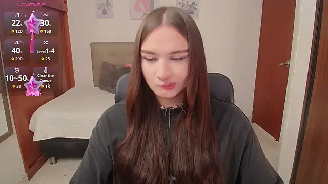 Snapshot of Miley_Baker chatting on October 23, 2025, 2:27 pm Miley Baker online show from October 23, 2025, 2:27 pm