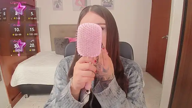 Snapshot of Miley_Baker chatting on November 6, 2025, 2:51 pm Miley Baker online show from November 6, 2025, 2:51 pm