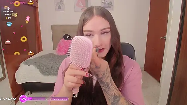 Snapshot of Miley_Baker chatting on November 7, 2025, 1:44 pm Miley Baker online show from November 7, 2025, 1:44 pm