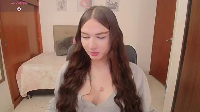 Snapshot of Miley_Baker chatting on November 18, 2025, 3:27 pm Miley Baker online show from November 18, 2025, 3:27 pm