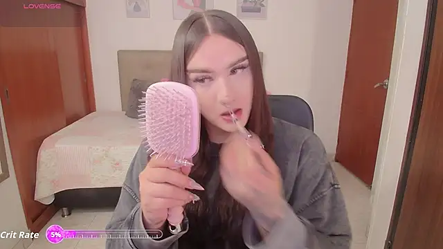 Snapshot of Miley_Baker chatting on November 20, 2025, 3:01 pm Miley Baker online show from November 20, 2025, 3:01 pm