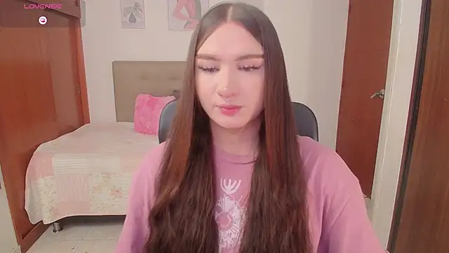 Snapshot of Miley_Baker chatting on November 22, 2025, 1:32 pm Miley Baker online show from November 22, 2025, 1:32 pm