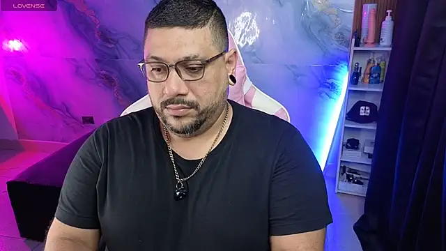 Snapshot of jacoob_woods chatting on April 19, 2026, 9:19 am jacoob woods online show from April 19, 2026, 9:19 am