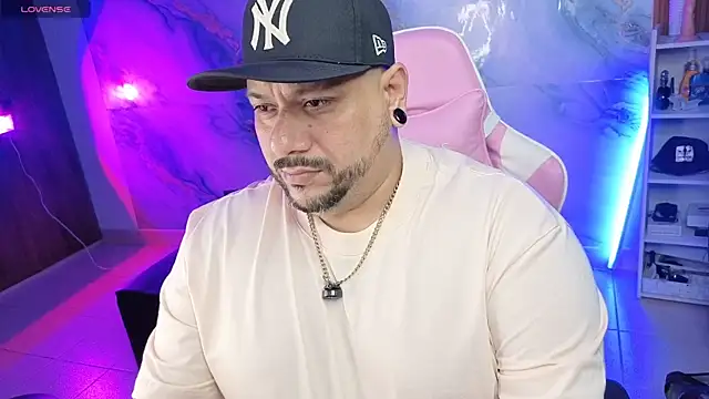 Snapshot of jacoob_woods chatting on April 22, 2026, 1:19 am jacoob woods online show from April 22, 2026, 1:19 am