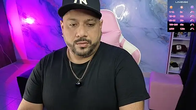 Snapshot of jacoob_woods chatting on April 27, 2026, 2:20 am jacoob woods online show from April 27, 2026, 2:20 am