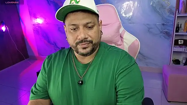 Snapshot of jacoob_woods chatting on May 1, 2026, 4:11 pm jacoob woods online show from May 1, 2026, 4:11 pm