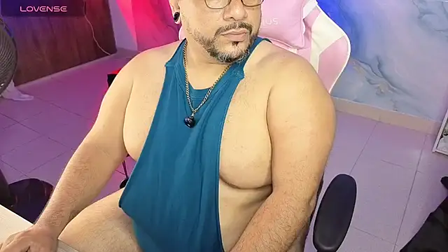 Snapshot of jacoob_woods chatting on May 18, 2026, 3:24 am jacoob woods online show from May 18, 2026, 3:24 am