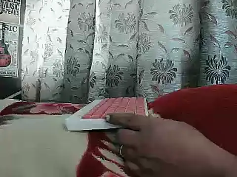 Snapshot of FUN4TIPS chatting on January 10, 2025, 10:28 am FUN4TIPS online show from January 10, 2025, 10:28 am