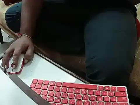 Snapshot of FUN4TIPS chatting on January 14, 2025, 1:49 pm FUN4TIPS online show from January 14, 2025, 1:49 pm