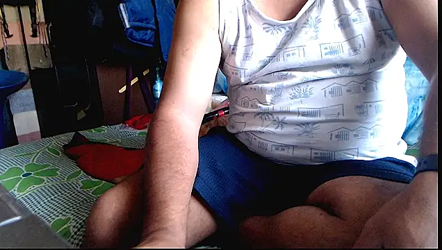 Snapshot of FUN4TIPS chatting on April 9, 2026, 6:02 am FUN4TIPS online show from April 9, 2026, 6:02 am