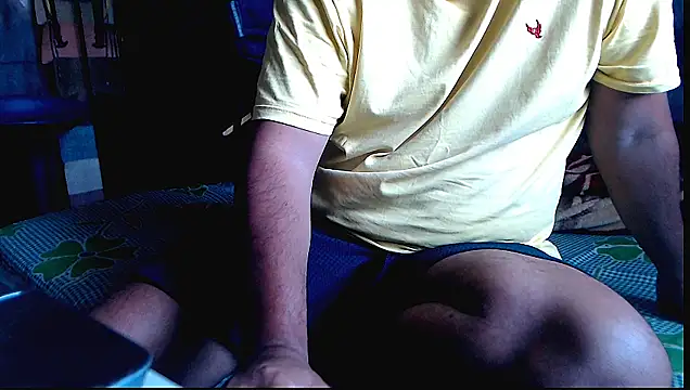 Snapshot of FUN4TIPS chatting on April 12, 2026, 7:46 am FUN4TIPS online show from April 12, 2026, 7:46 am