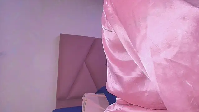 Snapshot of lay_navas chatting on October 30, 2025, 7:25 pm lay navas online show from October 30, 2025, 7:25 pm