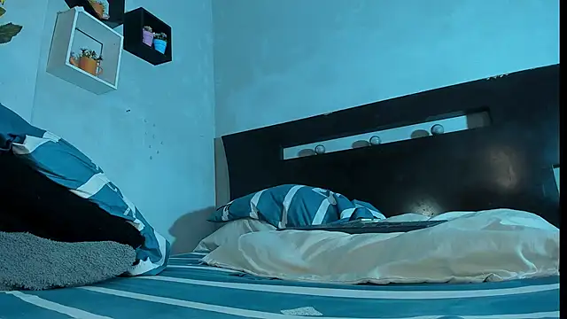 Snapshot of Cherry_jhoana chatting on February 2, 2025, 11:42 pm Cherry jhoana online show from February 2, 2025, 11:42 pm