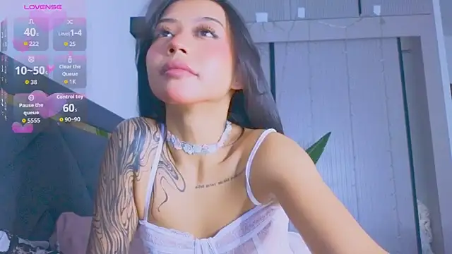 Mia Tin online show from February 6, 2026, 1:03 pm