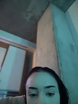 Snapshot of roxxxyrose chatting on December 18, 2024, 1:59 am roxxxyrose online show from December 18, 2024, 1:59 am