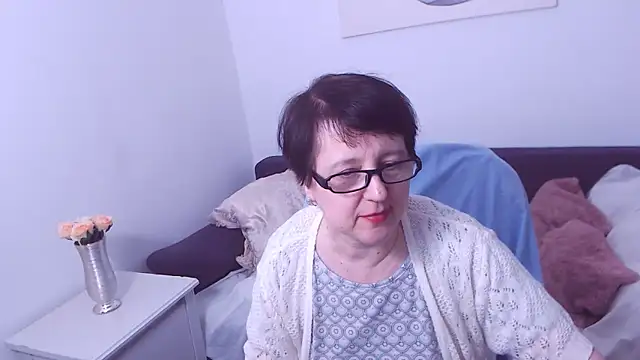 ChristaRose online show from February 9, 2025, 4:36 am