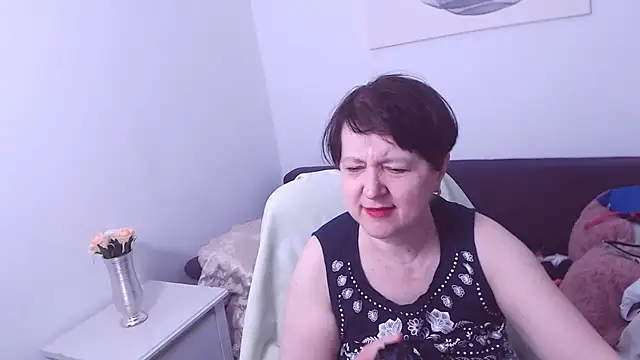 ChristaRose online show from February 28, 2025, 3:48 pm