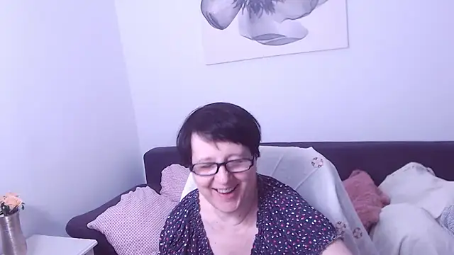 Snapshot of ChristaRose chatting on March 18, 2026, 9:29 pm ChristaRose online show from March 18, 2026, 9:29 pm