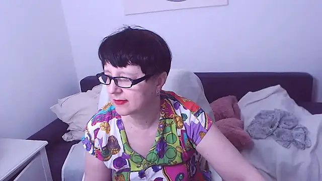 Snapshot of ChristaRose chatting on April 6, 2026, 4:46 am ChristaRose online show from April 6, 2026, 4:46 am