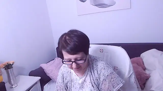 Snapshot of ChristaRose chatting on April 10, 2026, 12:05 am ChristaRose online show from April 10, 2026, 12:05 am