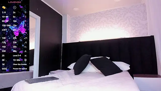 Snapshot of _liathompsom09 chatting on January 18, 2025, 12:04 pm liathompsom09 online show from January 18, 2025, 12:04 pm