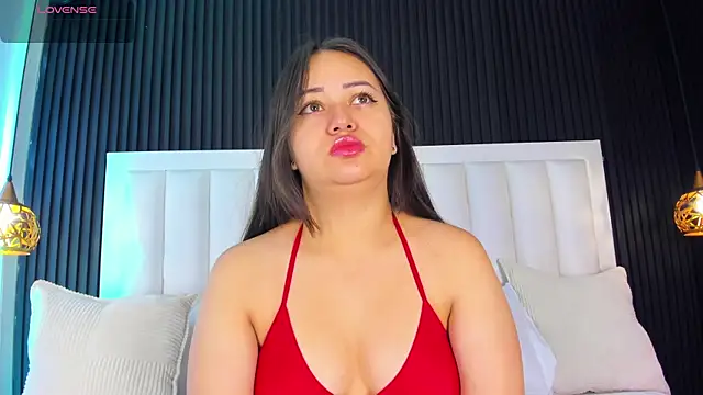 Snapshot of AnaisClark chatting on July 4, 2026, 11:38 am AnaisClark online show from July 4, 2026, 11:38 am