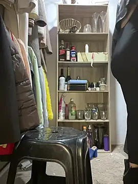 Snapshot of DulceMya6 chatting on March 23, 2025, 3:43 am DulceMya6 online show from March 23, 2025, 3:43 am