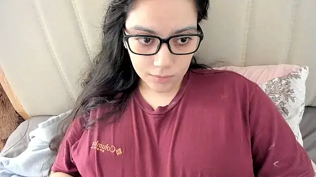 Snapshot of roniewester chatting on March 27, 2026, 2:50 pm roniewester online show from March 27, 2026, 2:50 pm